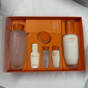 Sulwhasoo Skincare Essential Comfort Daily Routine Set